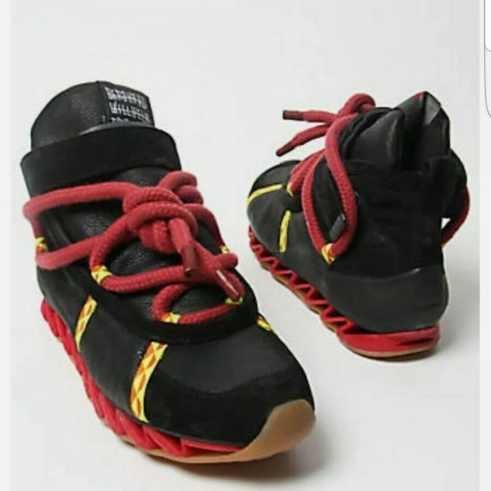 Rare Bernhard Willhelm x Camper size 9